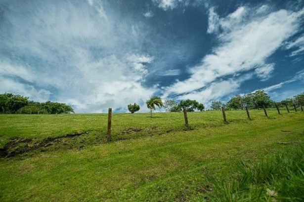 Canas-countryside-costa-rica driving through the hills above Cañas, Guanacaste, Costa Rica